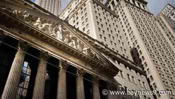 Stock markets fall worldwide as new Trump tariffs near