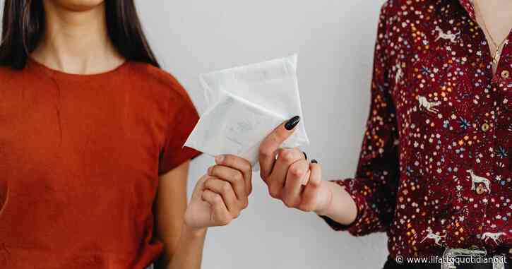 La Valle d’Aosta è la prima regione d’Italia a distribuire assorbenti gratis nelle scuole superiori