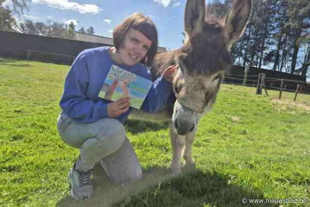 Ze zocht zelf lange tijd naar haar eigen plekje, nu wil Lies (43) met prentenboek kinderen met zelfde probleem helpen