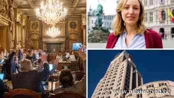 Nieuwe schepen en debatten over sociale woningen en Boerentoren: volg vanaf 19.30u de Antwerpse gemeenteraad