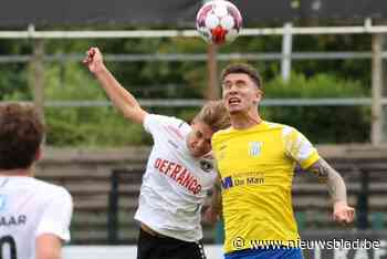 Rik De Kuyffer loodst FC Lebbeke met twee goals naar gouden driepunter in Zelzate: “En nu bevestigen tegen de leider”