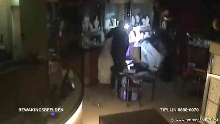 Dieven slaan juwelierszaak kort en klein en verdwijnen met de buit