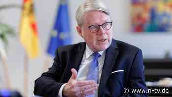 Sommer will humanitäre Aufnahme: Chef des Migrationsamts stellt individuelles Asylrecht in Frage