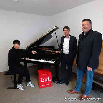 Sparkassen-Flügel wird Spende an Illertisser Musikschule Dreiklang