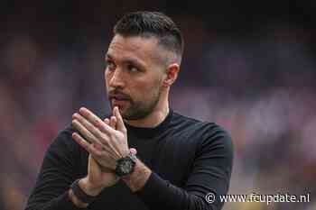 Spelers van PSV genadeloos aangepakt in Amsterdam: 'Hij zou onder Farioli natuurlijk nooit de cut halen'