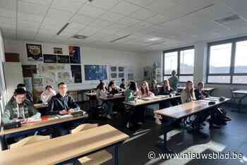 Leerkrachten wisselen van vak, maar dat was meer dan een 1 aprilgrap: “Onderwijs is meer dan een vak geven”