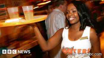 Hooters restaurant chain files for bankruptcy