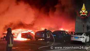 Tesla-Terror in Rom: 17 Autos gehen in Flammen auf