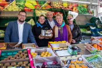 Marktkramers maand lang in de bloemetjes gezet: “Economisch én sociaal heel belangrijk”