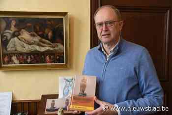 Priester Jan (67) gaat in dialoog met wijze uil in nieuwste boek: “Met digitale verslaving als actueel thema”