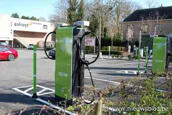 Tien nieuwe laadpunten op parking Colruyt
