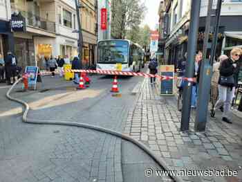 Brandje in afvalcontainer zorgt voor file in Gasthuisstraat
