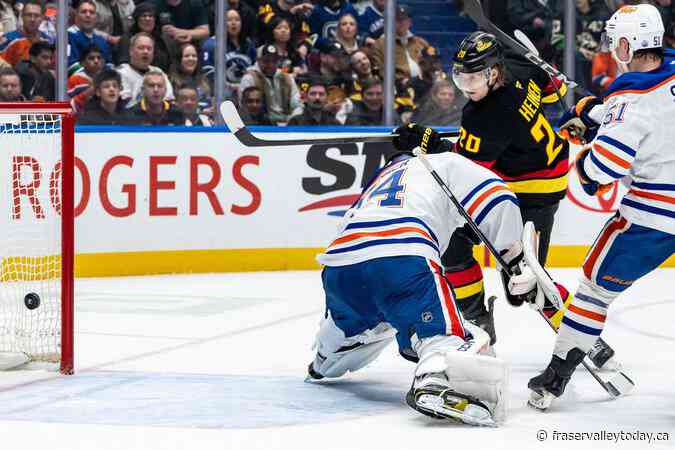 Rogers playing long game as gatekeeper with NHL rights deal, professor says