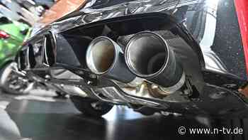 EU diskutiert Rolle rückwärts: Autoexperten warnen vor Ende des Verbrenner-Aus