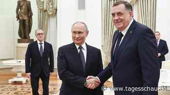 Ukraine-Liveblog: ++ Putin empfängt per Haftbefehl gesuchten Serbenführer ++