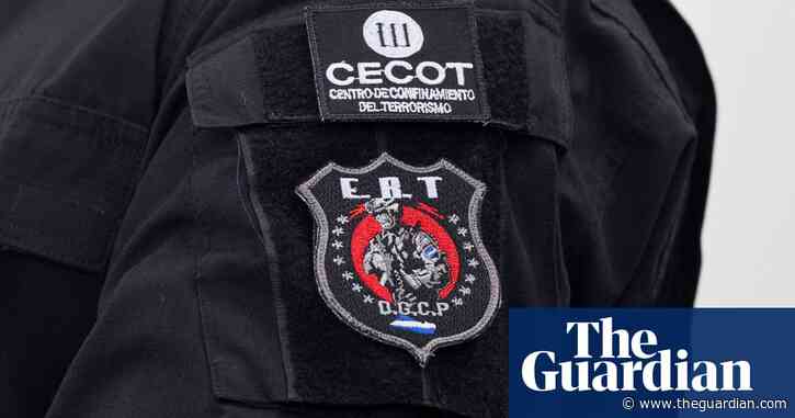 Trump administration deports more alleged gang members to El Salvador