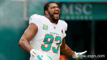 Campbell reunites with Cards for 18th NFL season