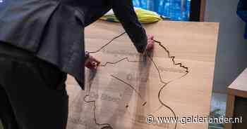 Rheden zegt ja en verkent fusie of samenwerking met buren: ‘Steeds lastiger om eigen broek op te houden’