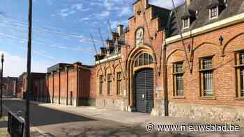 Gedetineerde (53) betrapt met drie zakjes cocaïne in portefeuille: 12 maanden cel