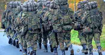 15 Jahre Karfreitagsgefecht: Soldaten ziehen mit Gedenkmarsch durch Hannover