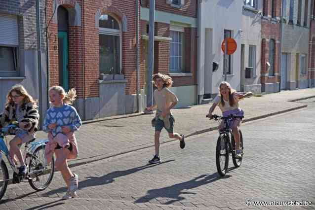 Heha-school loopt en fietst voor Ivoorkust