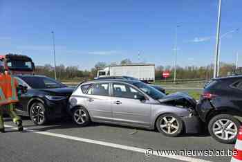 Vier gewonden bij kop-staartbotsing op N41