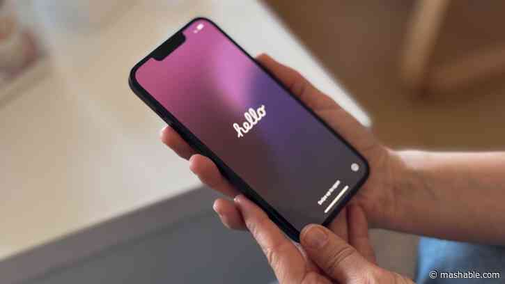 An iOS 18.4 bug seems to be resurrecting zombie apps for some users