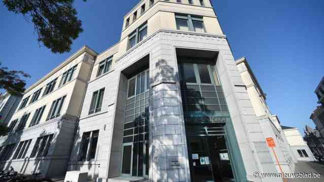 Man reist speciaal van Australië naar Tongeren voor zitting over illegale raveparty in Peer: “Dit heeft mij al massa geld gekost”