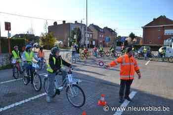 Zesdejaars leggen hun groot fietsexamen af