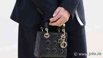 Welcher Nagellack passt zum schwarzen Outfit?