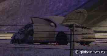 Fatal crash prompts Calgary police to close section of Stoney Trail