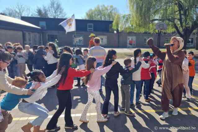 Kinderen Sportbasisschool helpen otters en winnen optreden van Radio Oorwoud