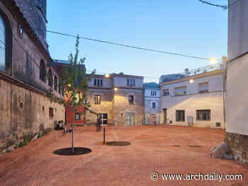 Riells Square/ Comas-Pont arquitectes