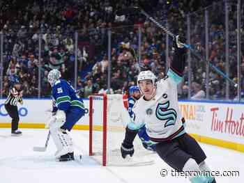 Kraken 5, Canucks 0: The boo birds come out