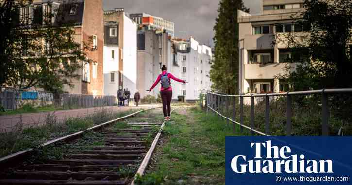 Pariss rewilded railway line: the disused track turned into a green space for wildlife and walkers