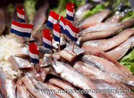 Opbrengst eerste vaatje Hollandse Nieuwe gaat naar gezond eten voor leerlingen