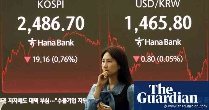 Global stock markets fall and dollar dives as Trump tariffs push investors to safe assets