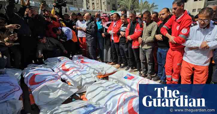 Palestinian paramedics shot by Israeli forces had hands tied, witnesses say