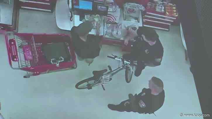 Trial continues Thursday for former APD officer accused of false imprisonment