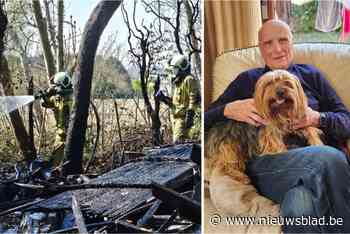 Garage van Urbain volledig uitgebrand, en toch is tachtiger opgelucht: “Mijn hondje Eben is ongedeerd”