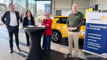 Autootjes Wit-Gele Kruis krijgen nieuwe stickers: zo zien ze er voortaan uit