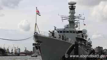 Britische Fregatte lädt Hamburger im Hafen zur Besichtigung ein