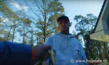 Noa Lang maakte tijdens aankomst bij Oranje sluikreclame voor absurd product