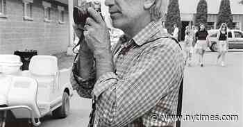 Paul McDonough, Whose Photographs Evoked Street Life, Dies at 84