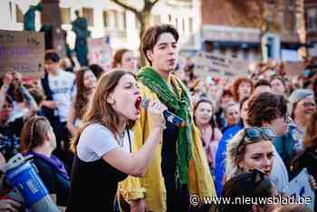 Meer dan 1.000 mensen op straat in Leuven tegen vonnis in verkrachtingszaak: “Elk slachtoffer is er één te veel”