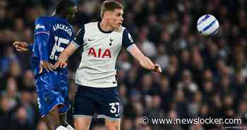 Tottenham Hotspur na fortuinlijk moment Micky van de Ven alsnog onderuit tegen Chelsea