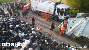 Union boss says ministers sitting on hands over Birmingham bin strike