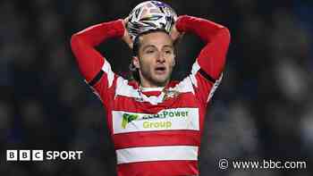 Doncaster full-back Sterry signs new deal