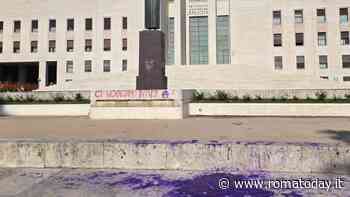 Corteo per Ilaria Sula alla Sapienza, la denuncia della rettrice: "Università vandalizzata"