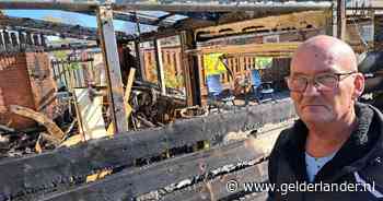 Henk (58) ontsnapt aan vuurzee: ‘Als ik had geslapen, was ik nooit meer wakker geworden’